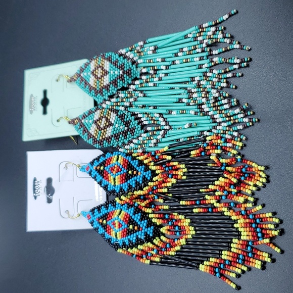 NWT Handmade Southwestern  Aztec Seedbead Tassel Dangle Earrings Plated 2 Choice - Picture 1 of 8